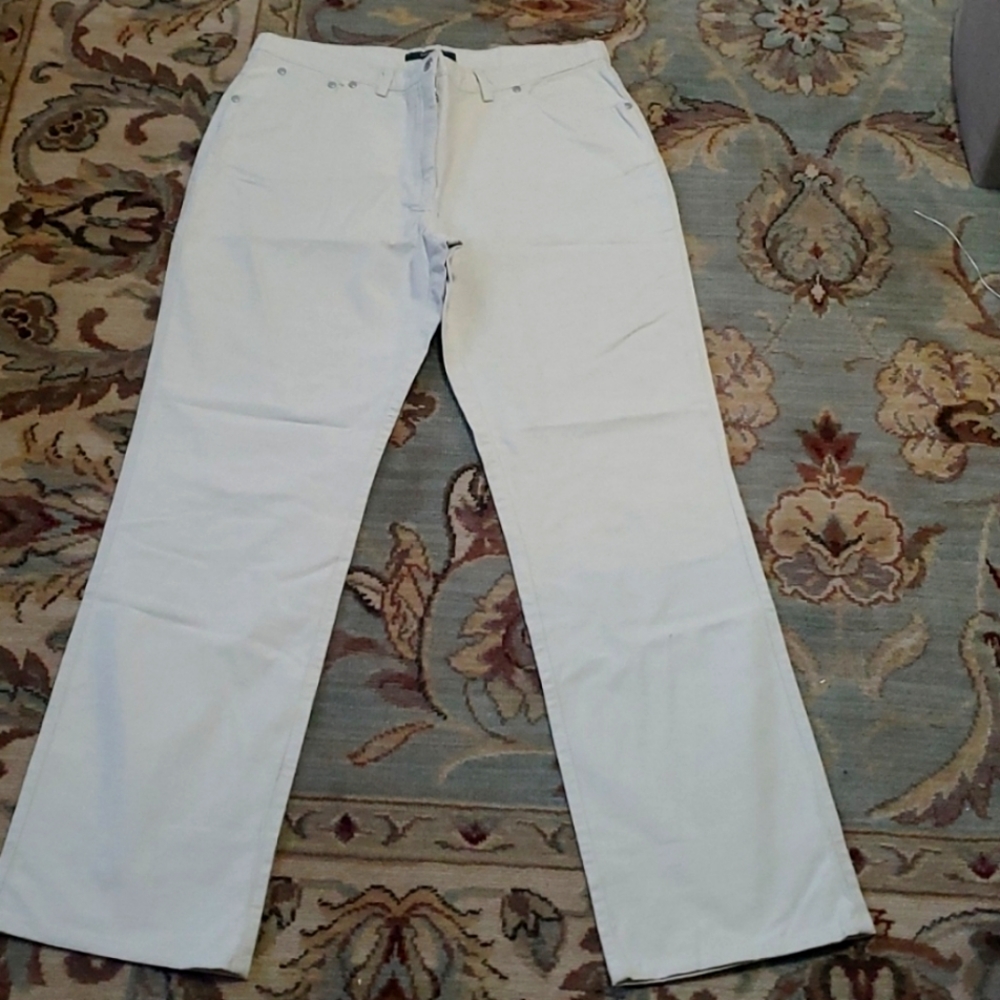 Barbour woman pants size 12 excellent condition 83 %cotton 15% linen 2% Lycra.
